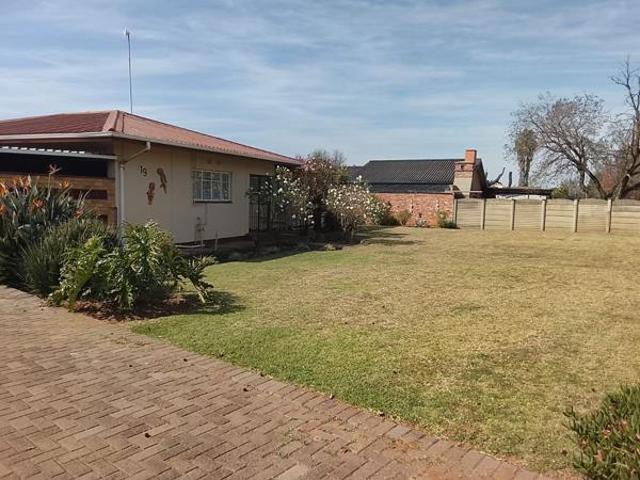 3 Bedroom House in Vanderbijlpark SE