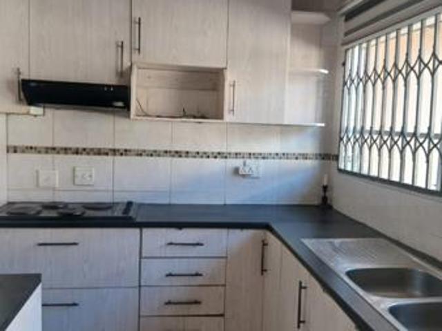 3 Bedroom House in Vanderbijlpark SE6