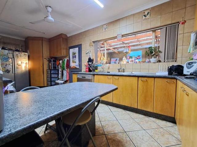 3 Bedroom House in Vanderbijlpark SW5