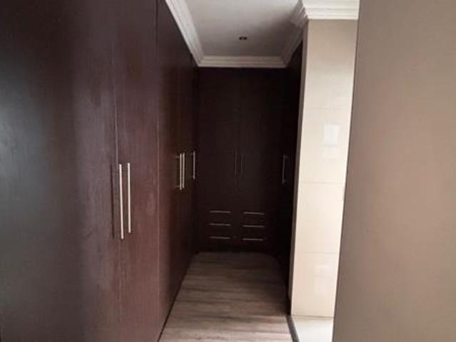 3 Bedroom House in Vanderbijlpark SW5
