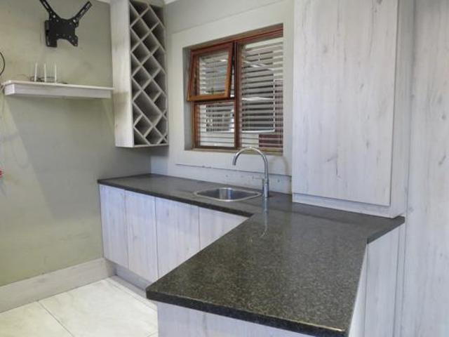 3 Bedroom House in Vanderbijlpark SW5