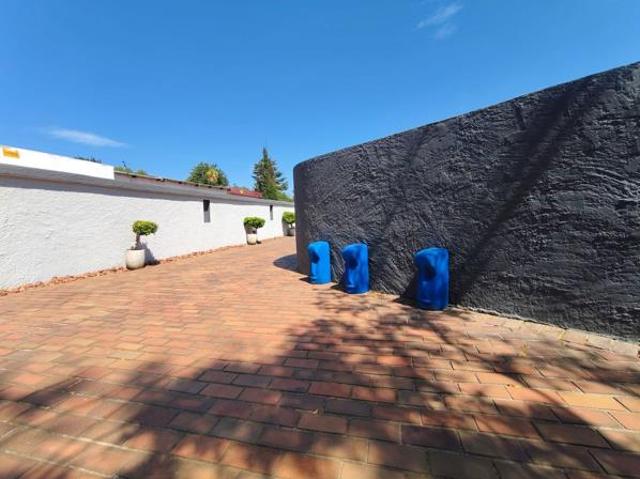 3 Bedroom House in Vanderbijlpark SW5