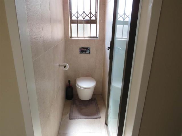 3 Bedroom House in Vanderbijlpark SW5