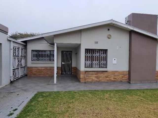 3 Bedroom House in Vanderbijlpark SW1