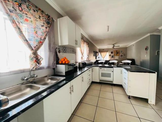 3 Bedroom House in Vanderbijlpark SW1