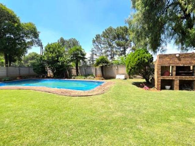 3 Bedroom House in Vanderbijlpark SW2