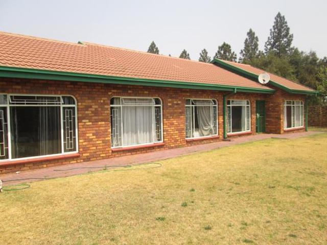 3 Bedroom House in Vanderbijlpark SW