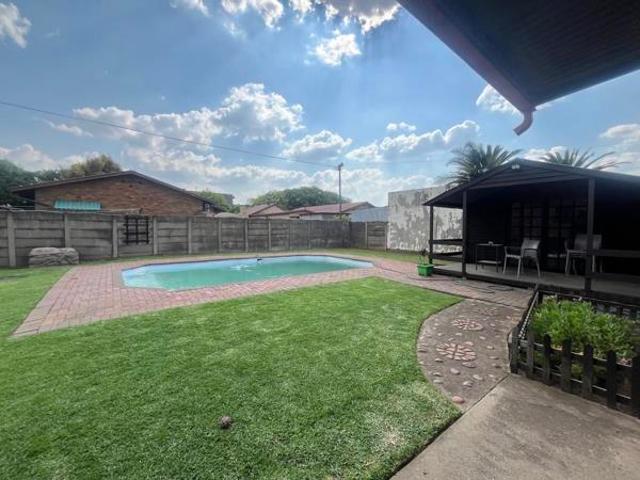 3 Bedroom House in Vanderbijlpark SW