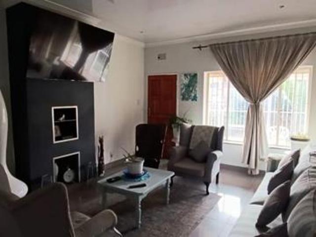 3 Bedroom House in Vanderbijlpark SW