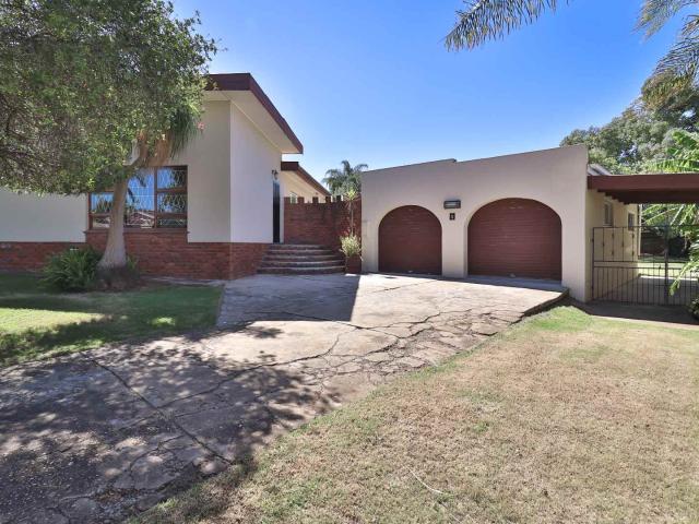 3 Bedroom House in Vanes Estate