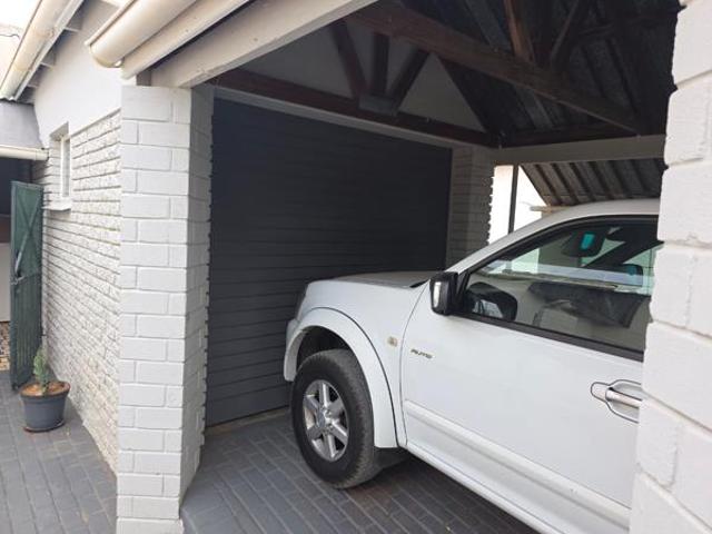 3 Bedroom House in Vanrhynsdorp