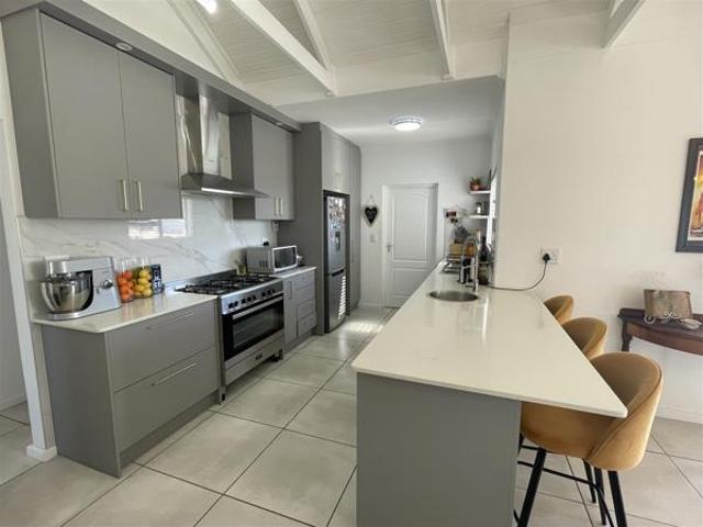 3 Bedroom House in Velddrif