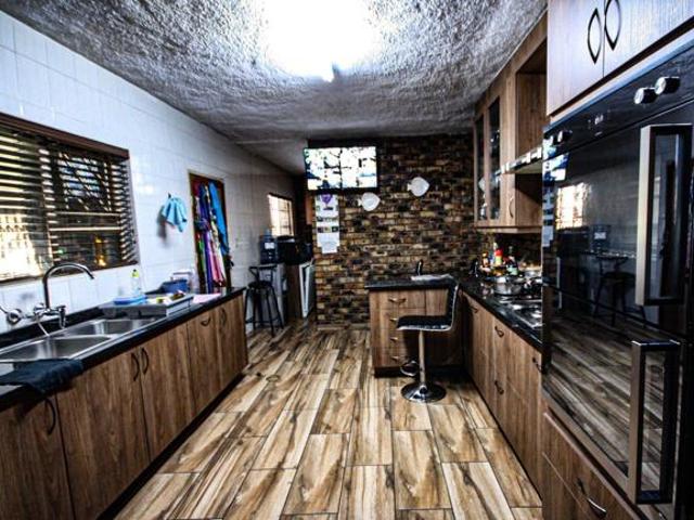 3 Bedroom House in Vereeniging Central
