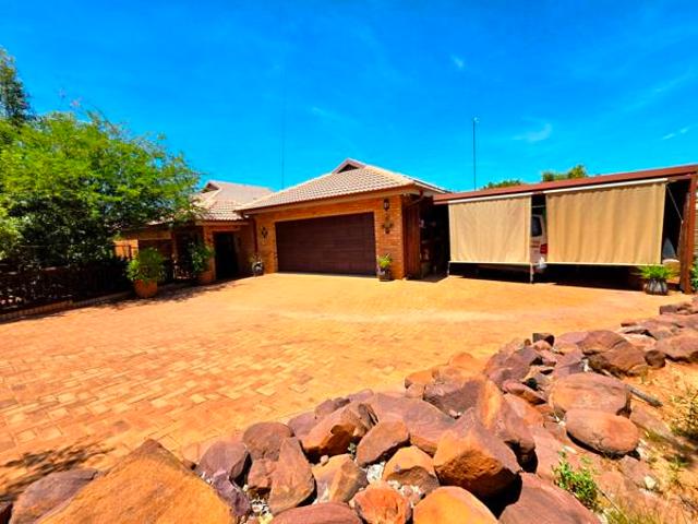 3 Bedroom House in Verloren Estate