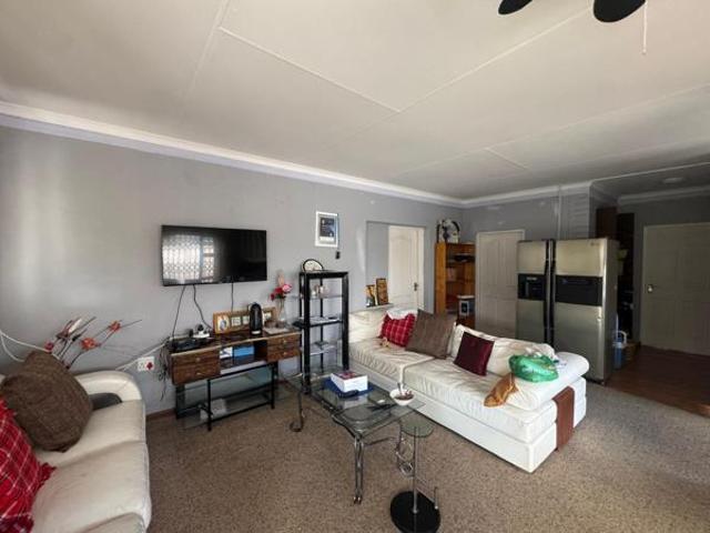 3 Bedroom House in Verwoerdpark