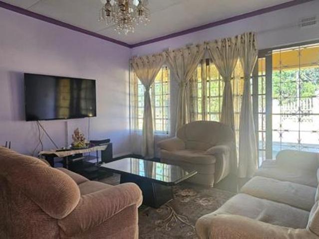 3 Bedroom House in Dawncrest