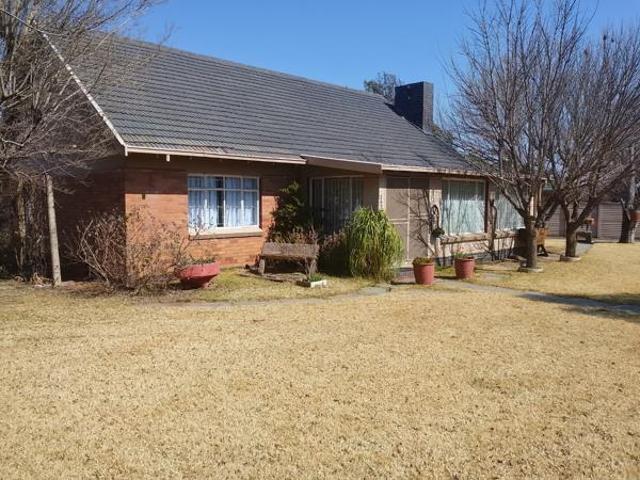 3 Bedroom House in Vierfontein