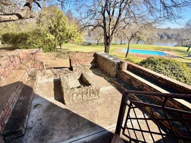 3 Bedroom House in Viljoenskroon