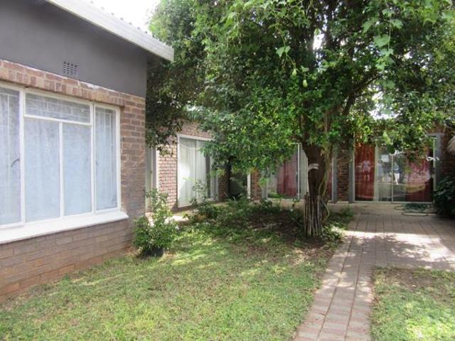 3 Bedroom House in Vryburg