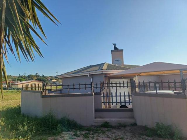3 Bedroom House in Vredenburg