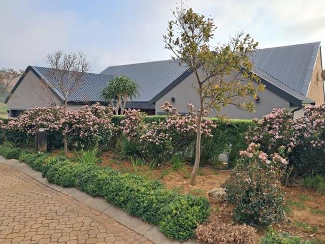 3 Bedroom House in Vulintaba Country Estate