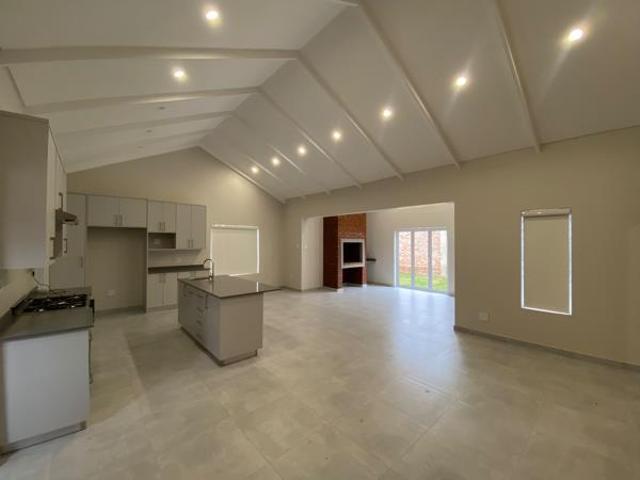 3 Bedroom House in Vyfhoek AH