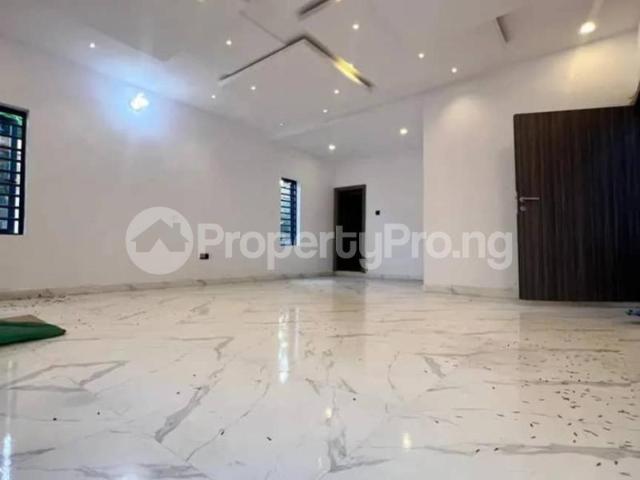 3 Bedroom House in Yaba Lagos | House for sale in yaba | House in yaba | 3 Bedroom | PropertyPro Nigeria