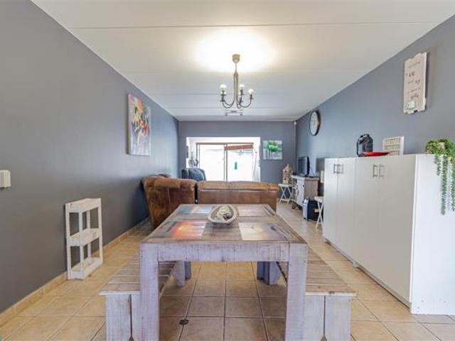 3 Bedroom House in Yzerfontein