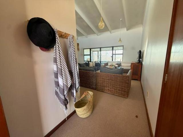 3 Bedroom House in Yzerfontein