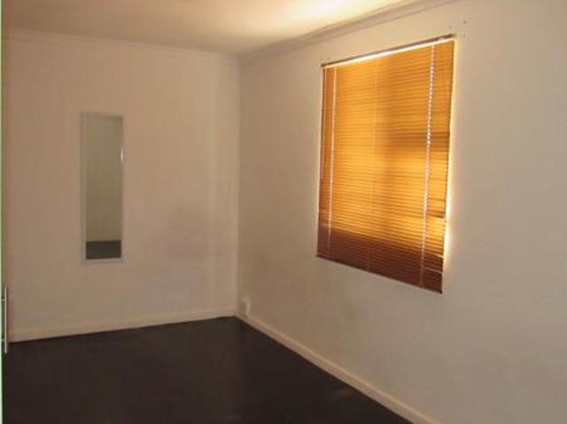 3 Bedroom House in Zonnebloem