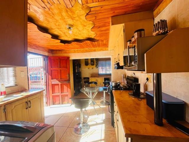 3 Bedroom House in Zamdela