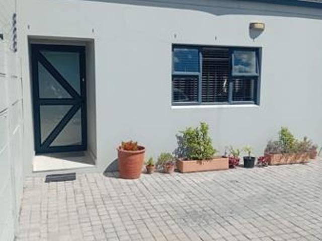 3 Bedroom House in Zeekoevlei