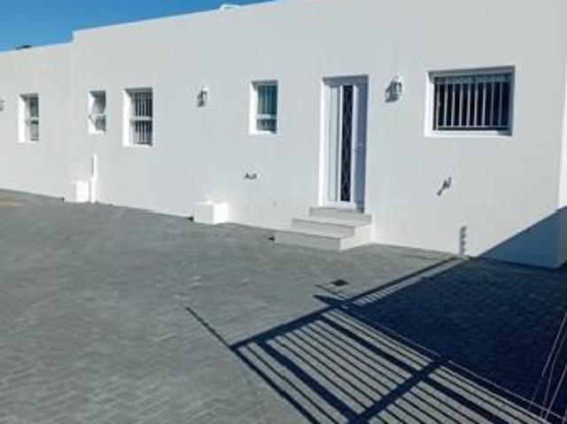 3 Bedroom House in Zeekoevlei