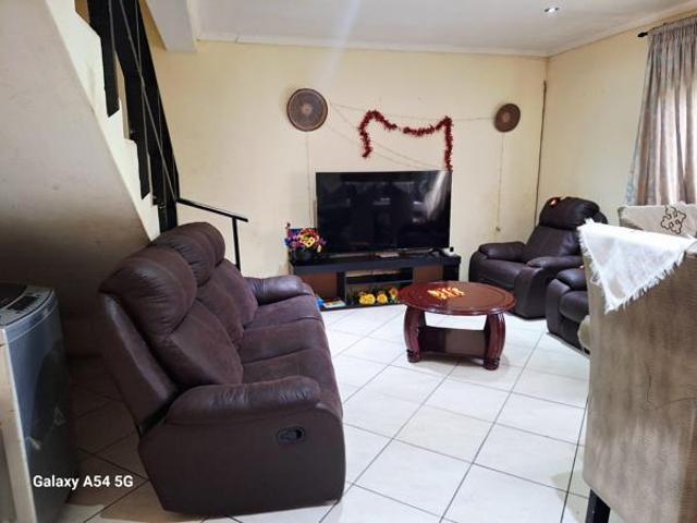 3 Bedroom House in Zidedele