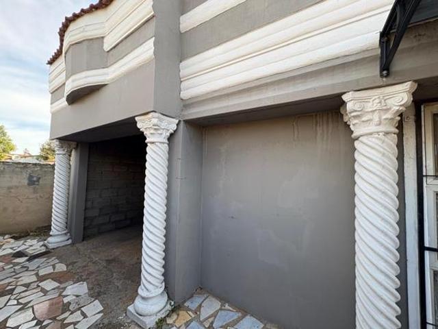3 Bedroom House in Zwide