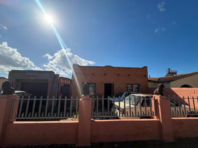 3 Bedroom House in Zwide