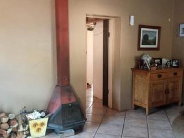 3 bedroom house on a big profitable.