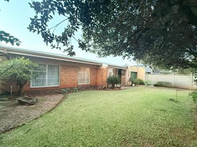 3 bedroom house on the market in van.