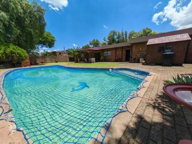3 bedroom house on the market in van.