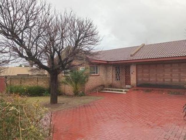 3 bedroom house on the market in van.