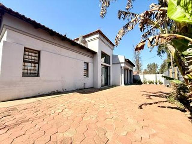 3 bedroom house on the market in van.