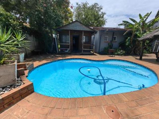3 bedroom house on the market in van.