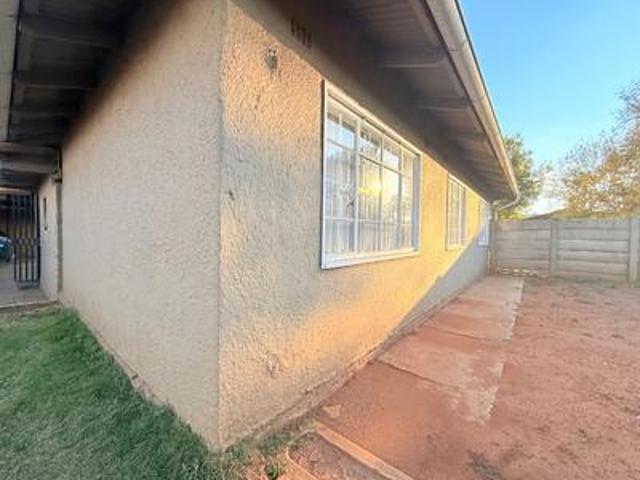 3 bedroom house on the market in van.