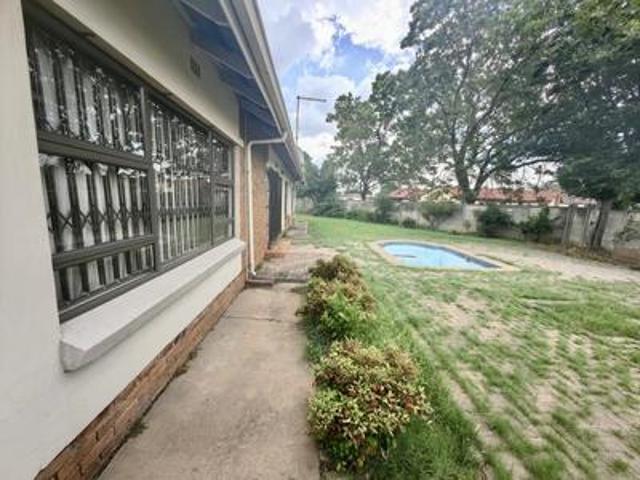 3 bedroom house on the market in van.