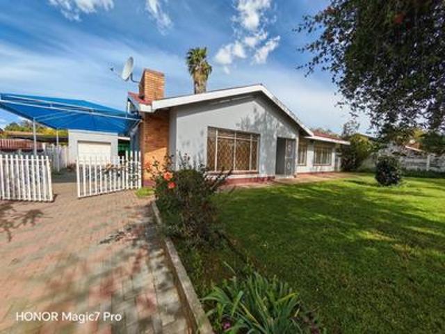 3 bedroom house on the market in van.