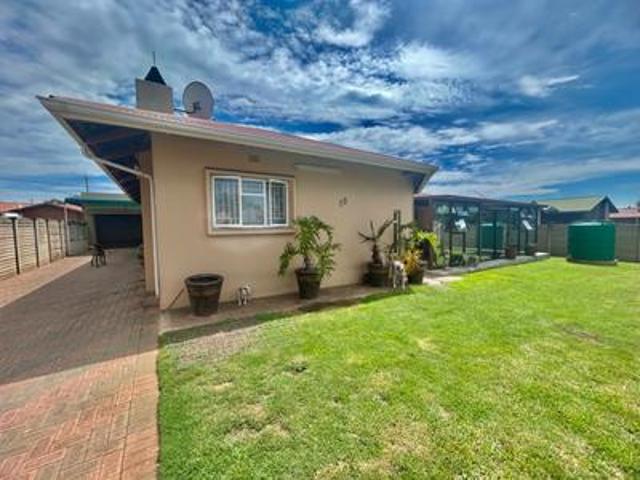 3 bedroom house on the market in van.