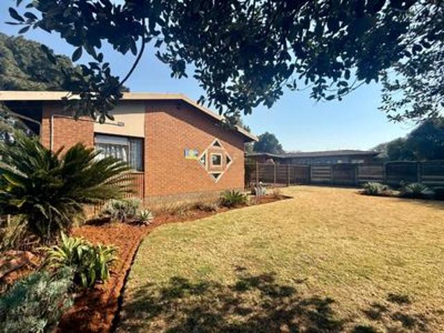 3 bedroom house on the market in van.