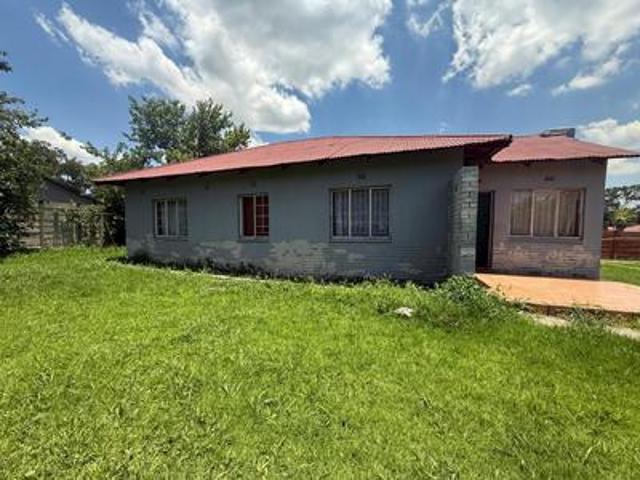 3 bedroom house on the market in van.