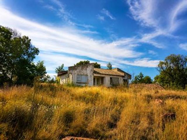 3 bedroom house on the market in wal.