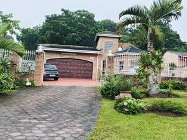 3 bedroom house on the market in ashley